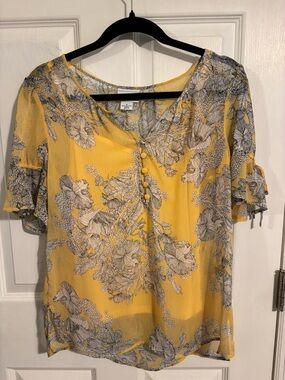 😍Liz Claiborne Yellow Floral Button-Front Blouse Size small